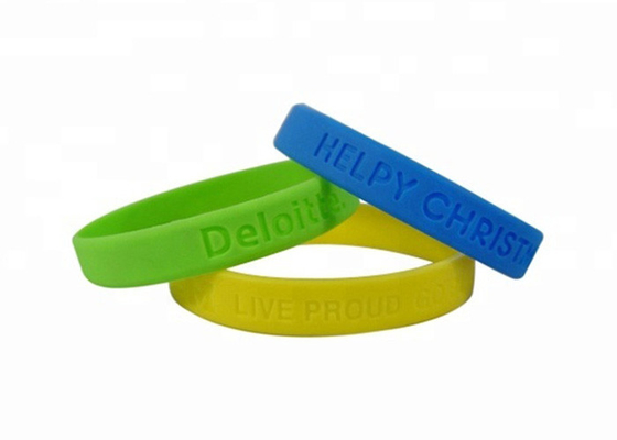 China Customized Debossed Sports Silicone Wristbands 202x12x2mm Solid Colors supplier